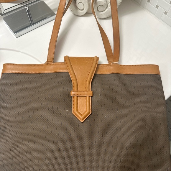 Elegant Brown and Tan Women's Tote Bag - Picture 1 of 4